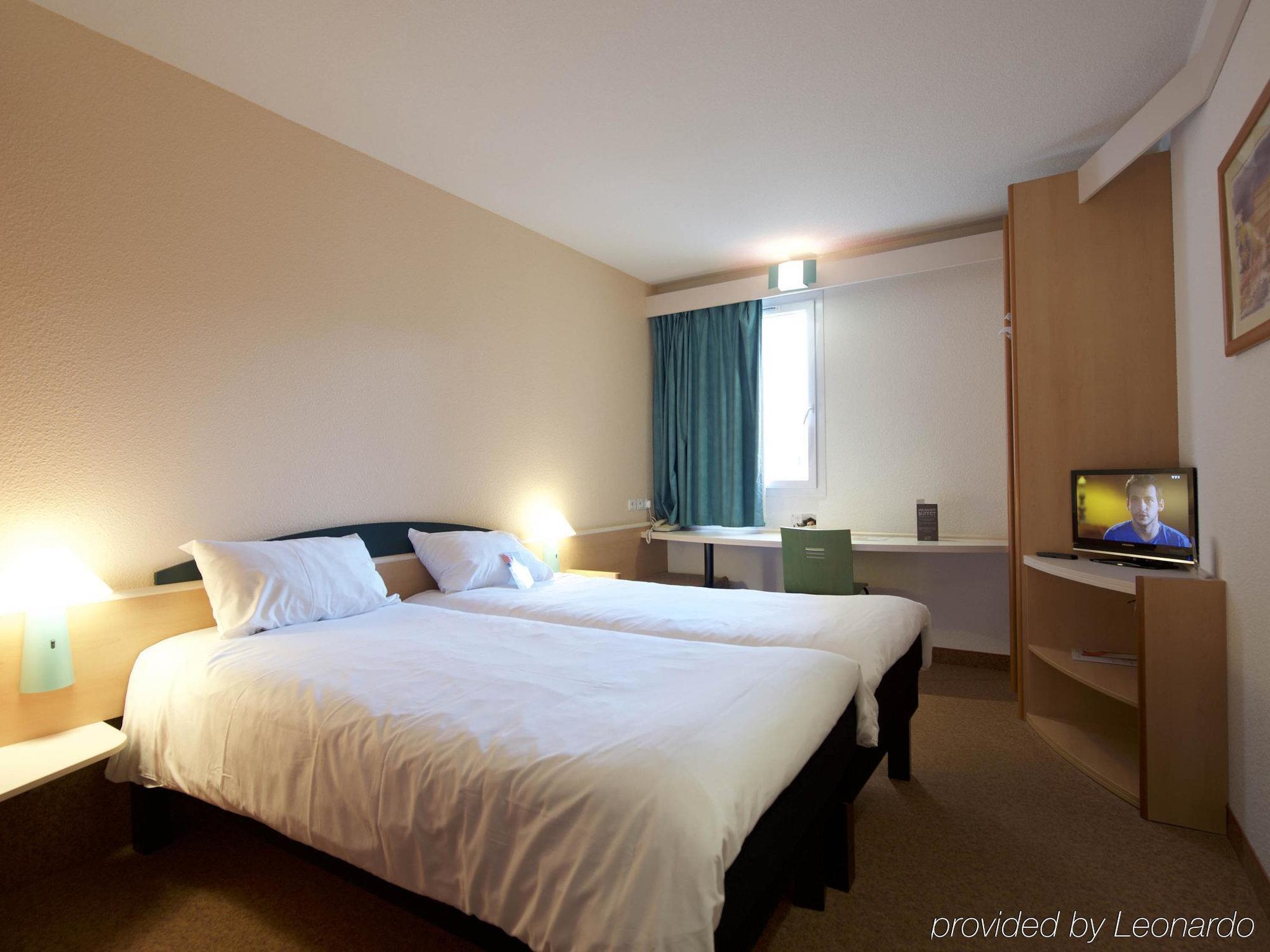 Ibis Albi Hotel Exterior foto