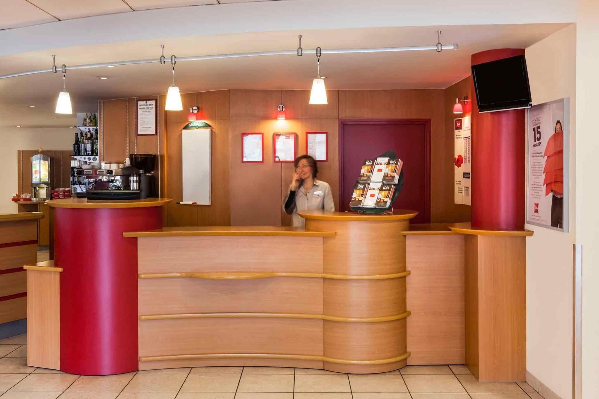 Ibis Albi Hotel Exterior foto